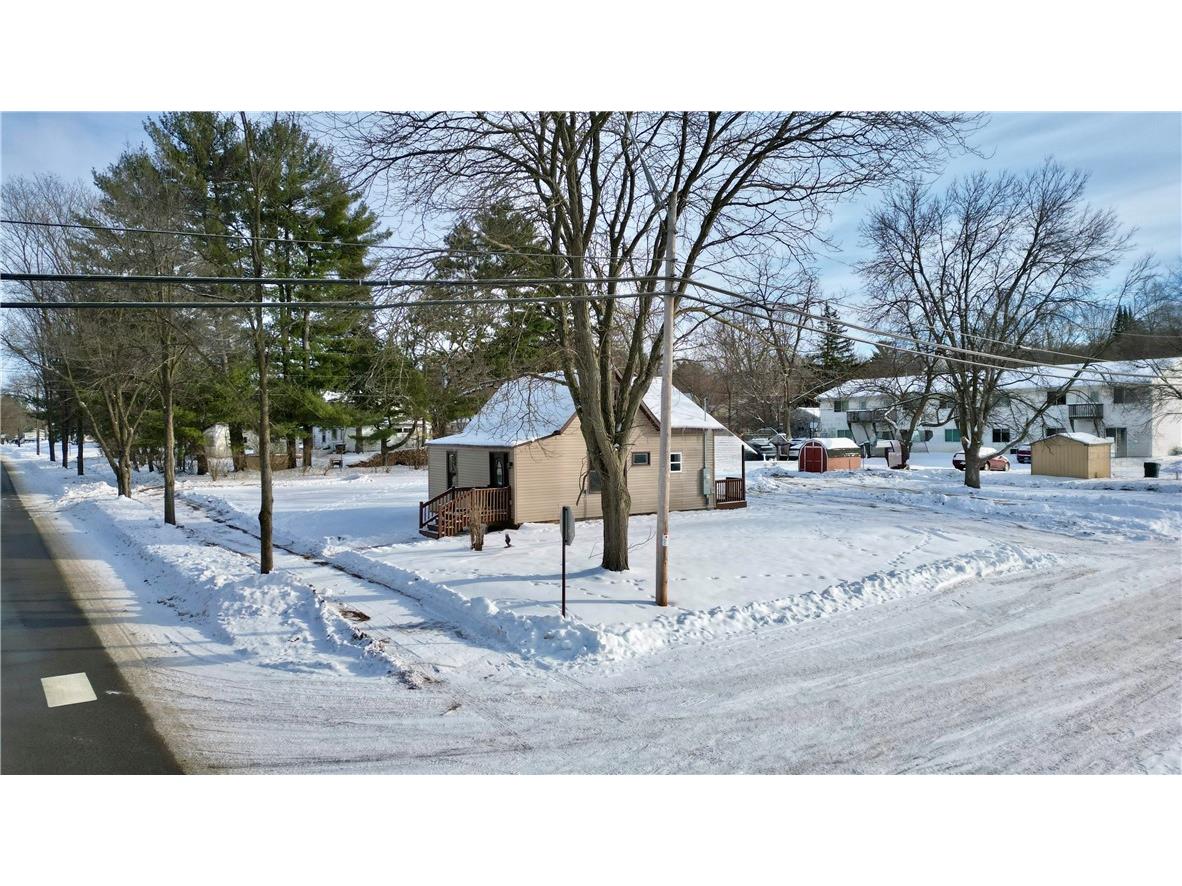 302 21st Avenue E Menomonie WI 54751 1597430 image3
