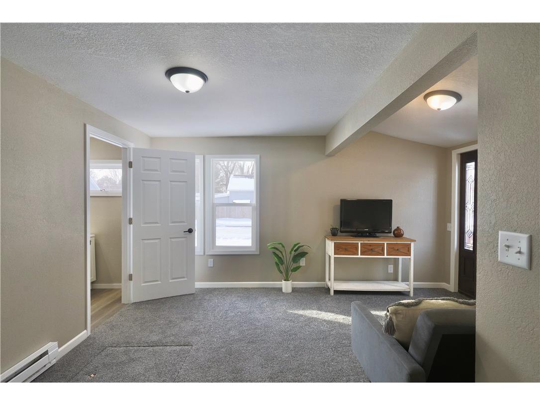 302 21st Avenue E Menomonie WI 54751 1597430 image8