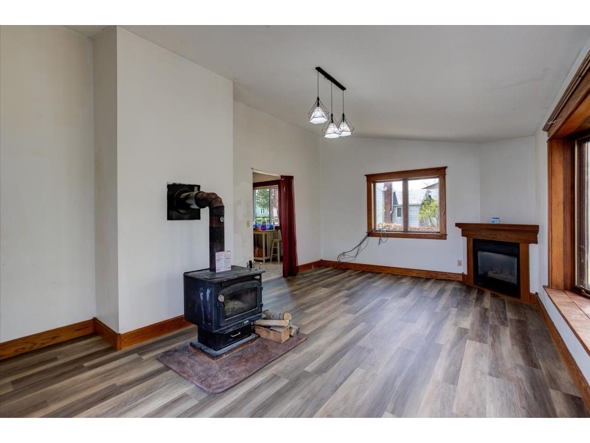 302 E Main Street E Durand WI 54736 1600268 image15