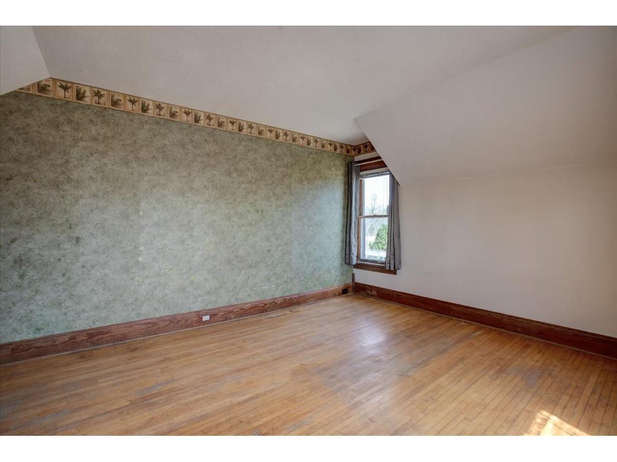 302 E Main Street E Durand WI 54736 1600268 image24