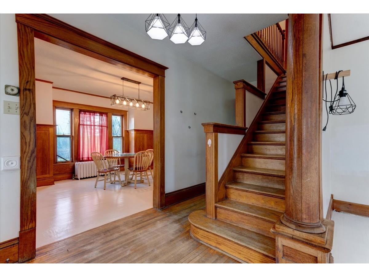 302 E Main Street E Durand WI 54736 1600268 image6