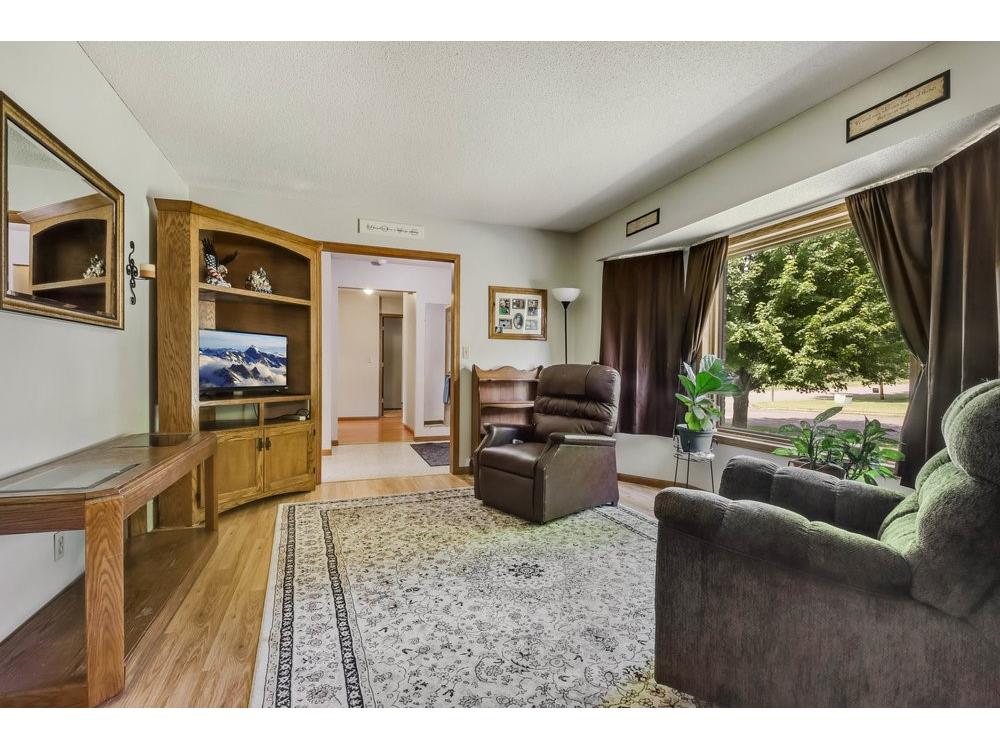 302 Summit Court Chippewa Falls WI 54729 1593404 image5