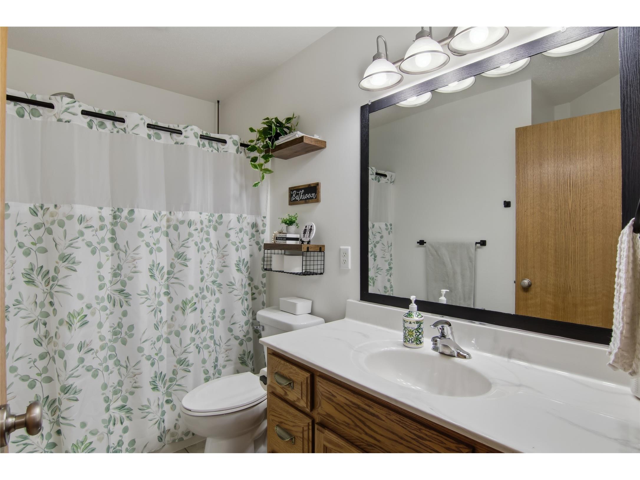 3023 Comet Avenue Eau Claire WI 54703 1601067 image17
