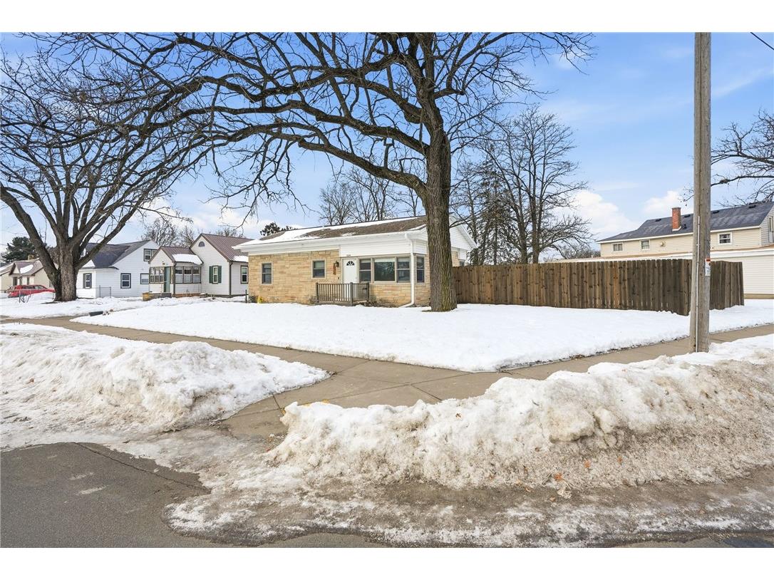 3024 7th Street Eau Claire WI 54703 1597889 image1