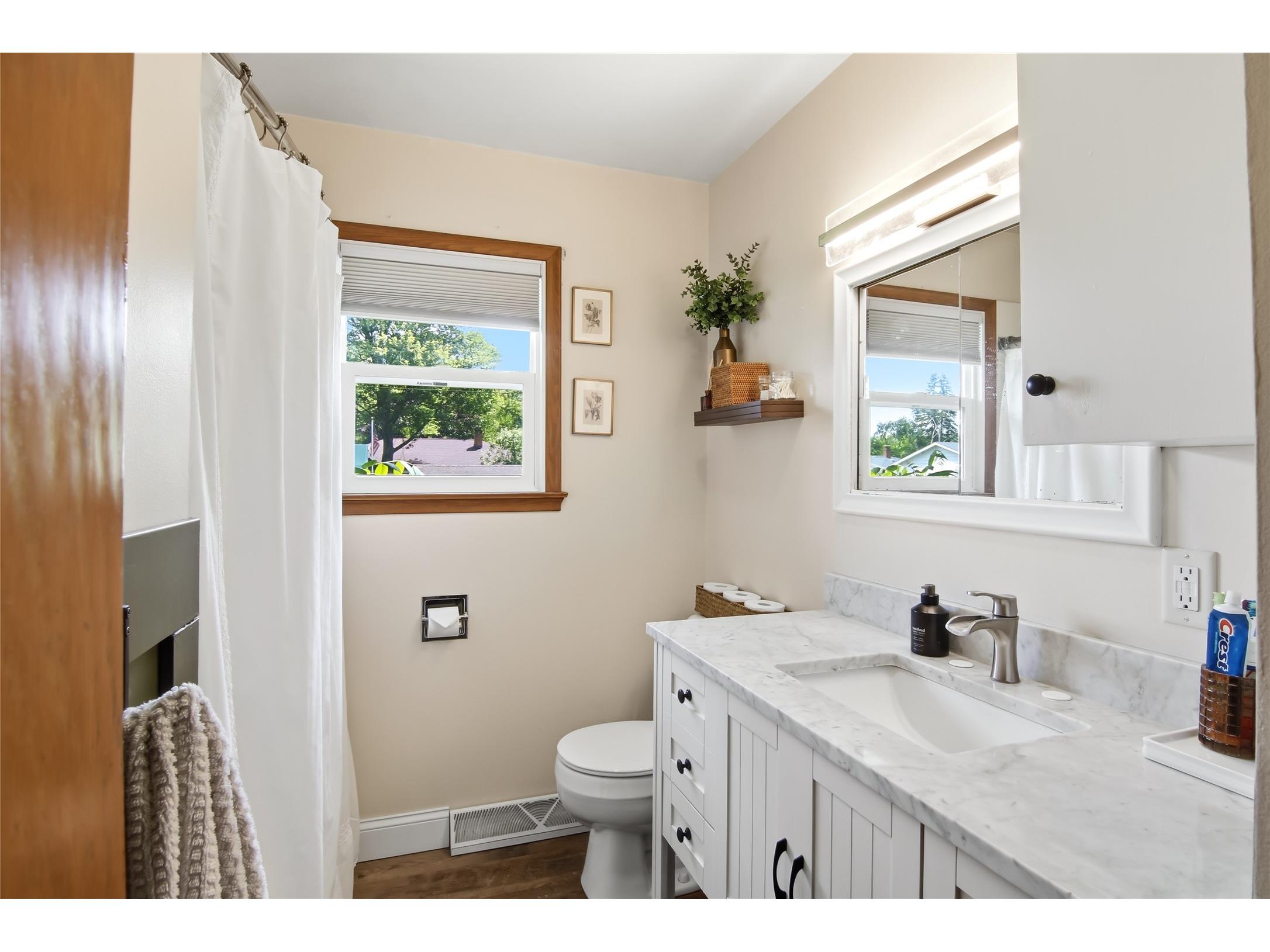 3027 Saturn Avenue Eau Claire WI 54703 1602706 image22