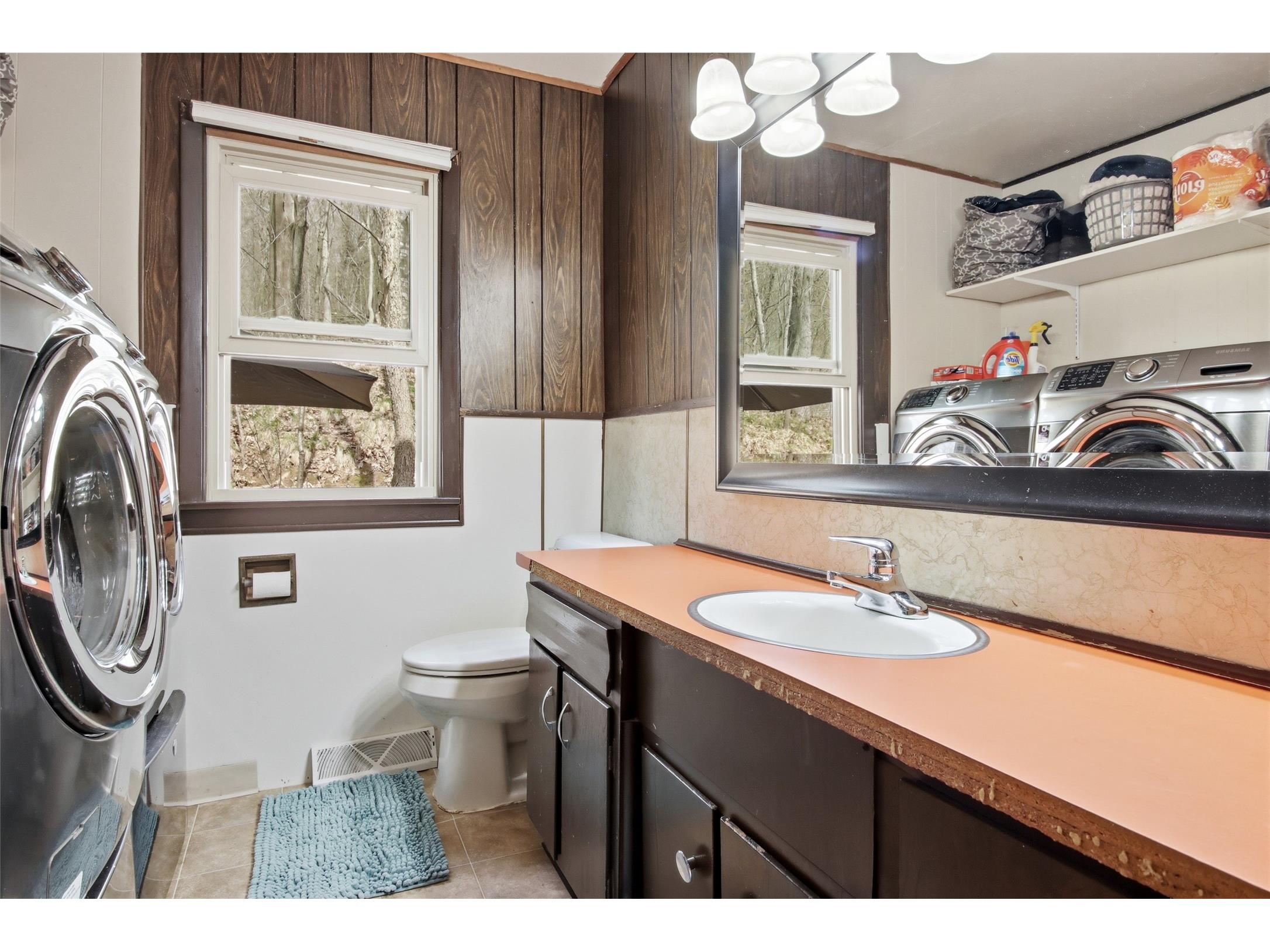 303-305 Moundsview Court #1-2 Elk Mound WI 54739 1600462 image28