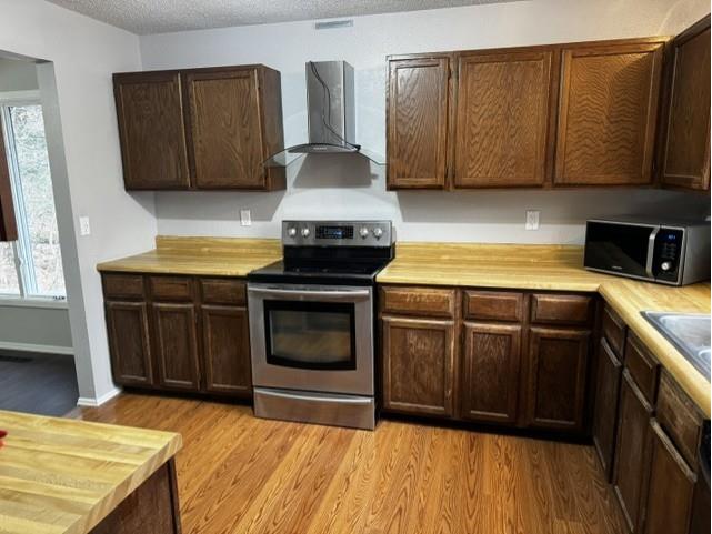 303-305 Moundsview Court #1-2 Elk Mound WI 54739 1600462 image37