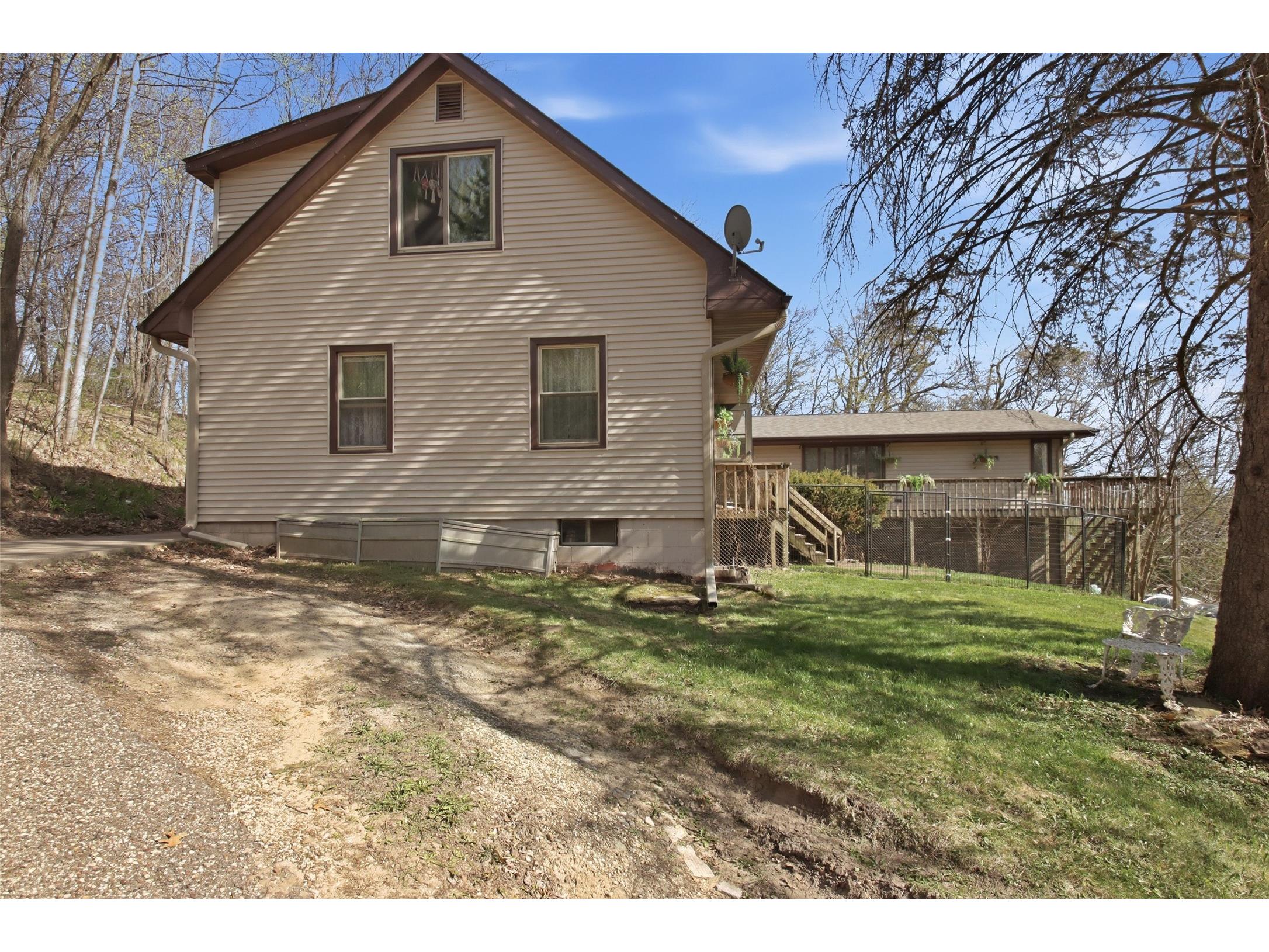 303-305 Moundsview Court #1-2 Elk Mound WI 54739 1600462 image49