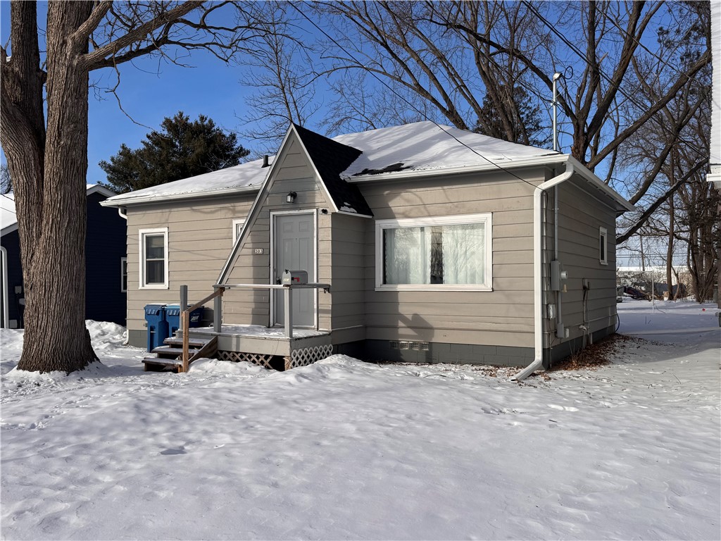 303 E Gates Street Rice Lake WI 54868 1597974 image1