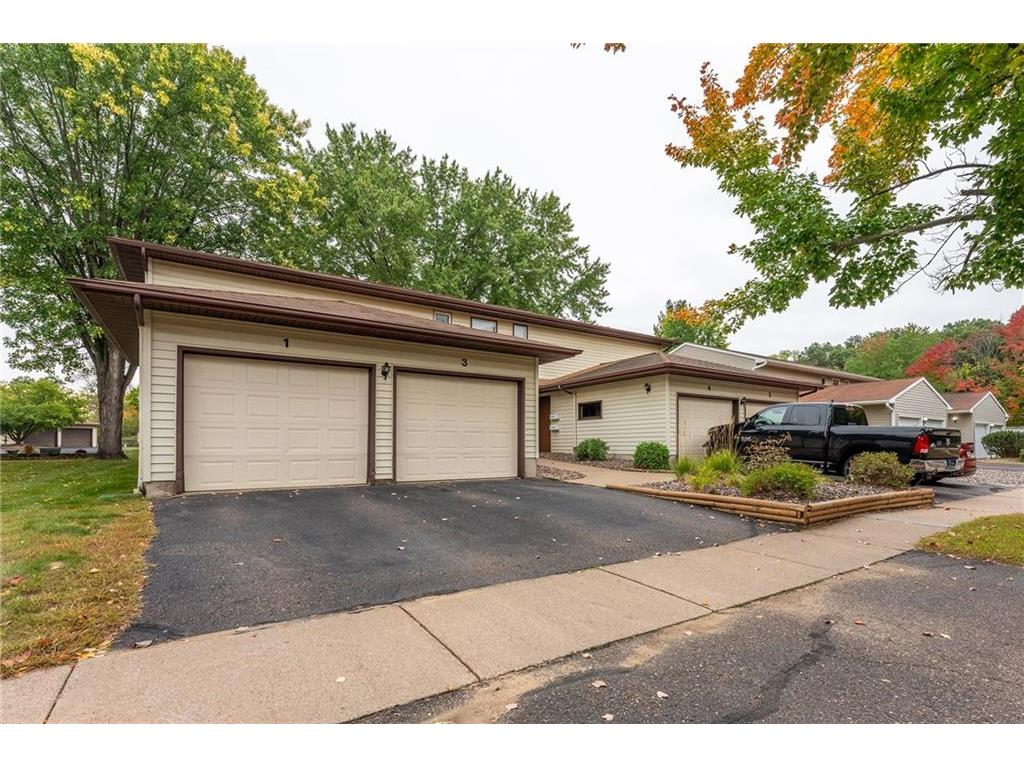303 Harvest Lane #3 Altoona WI 54720 1577118 image1