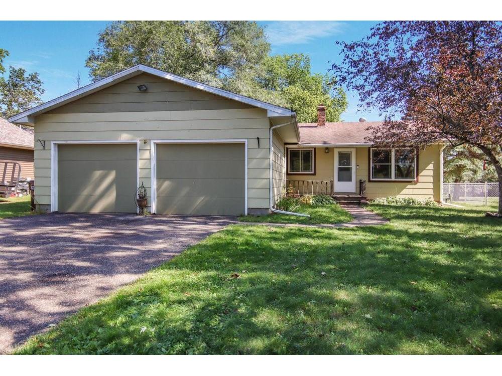 3035 Kilbourne Avenue, Eau Claire, WI, 54703 MLS 1568971 Edina Realty