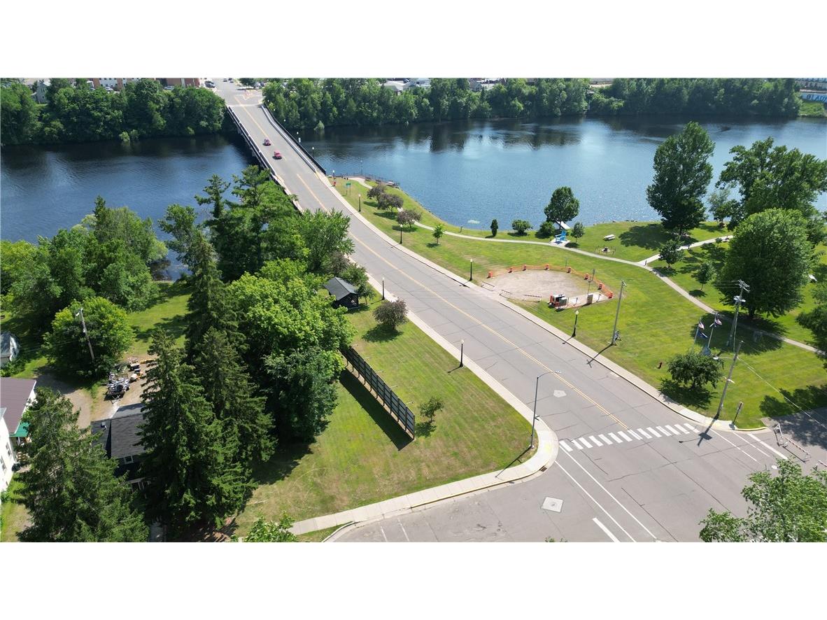 304 River Avenue E Ladysmith WI 54848 - Flambeau 1593645 image8