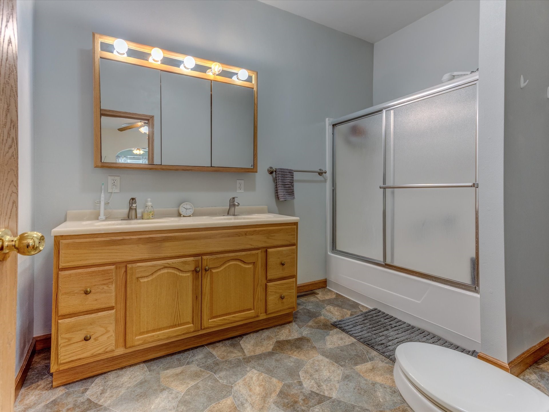 306 E Washington Street Durand WI 54736 1603261 image13