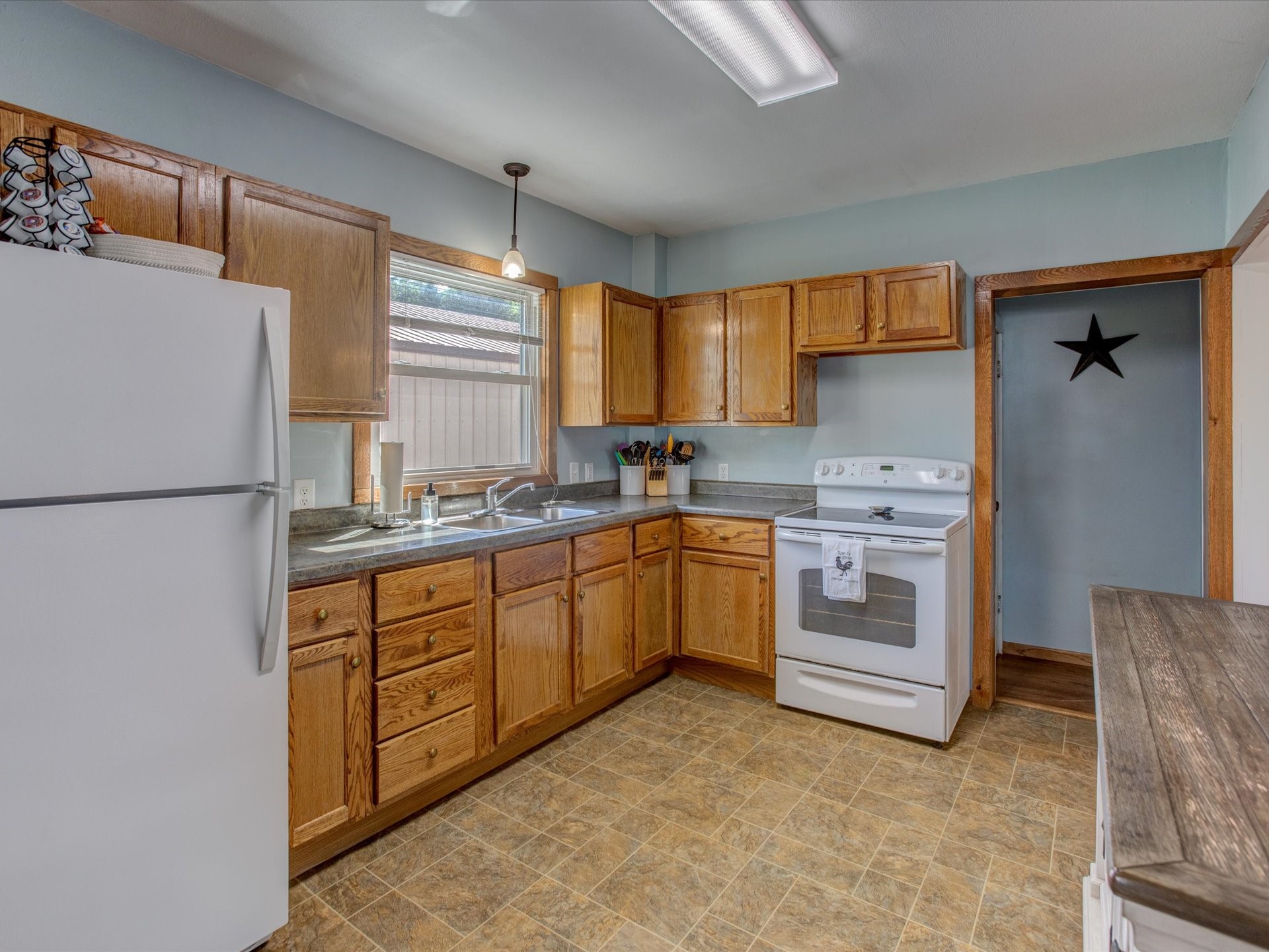 306 E Washington Street Durand WI 54736 1603261 image3