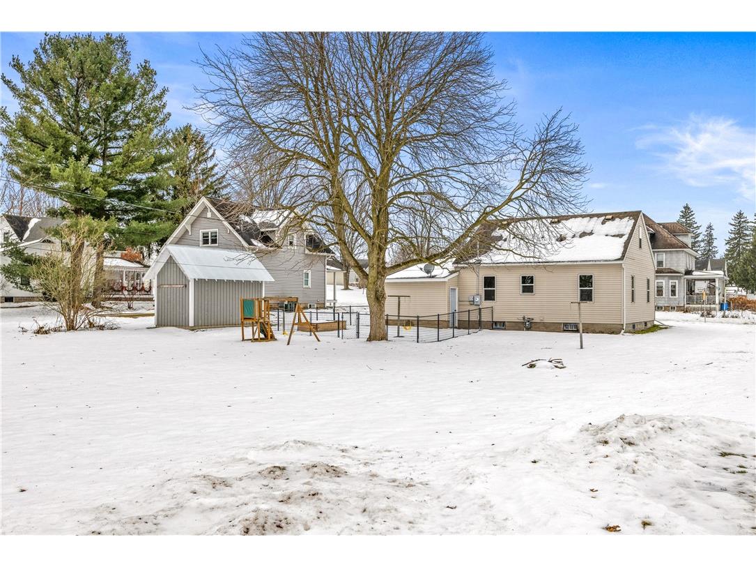 306 S White Street Fall Creek WI 54742 1597476 image28