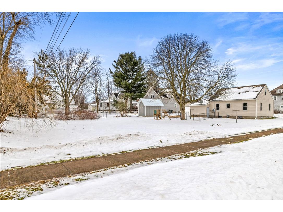 306 S White Street Fall Creek WI 54742 1597476 image29
