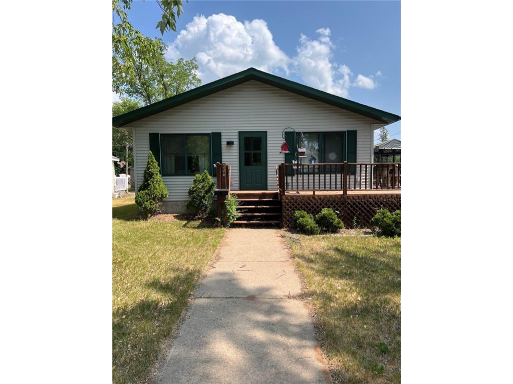 306 W Hazel Street Spooner WI 54801 1573900 image1