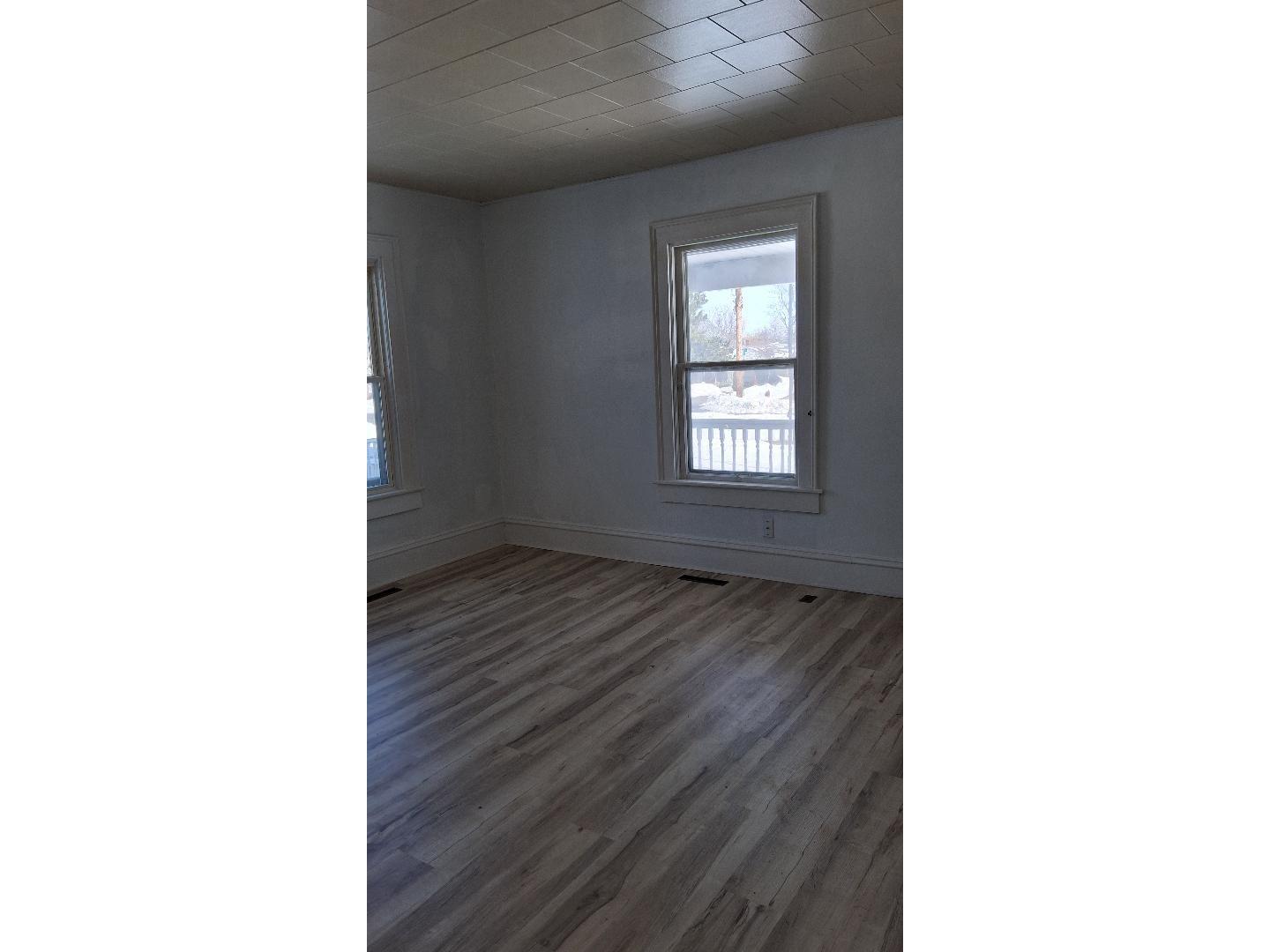 307 S Spring Augusta WI 54722 1599426 image4