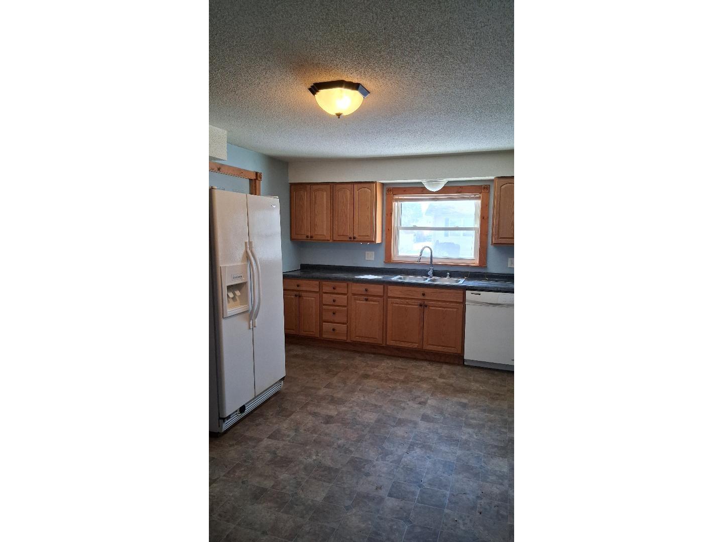 307 S Spring Augusta WI 54722 1599426 image8