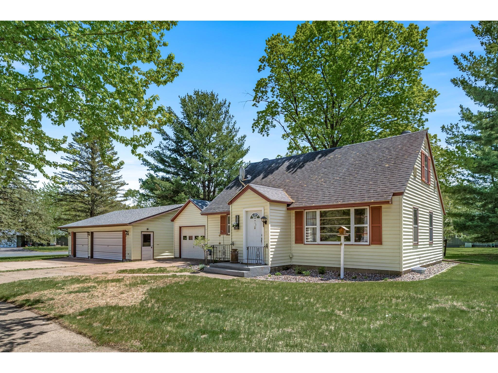 308 20th Avenue W Menomonie WI 54751 1601302 image4