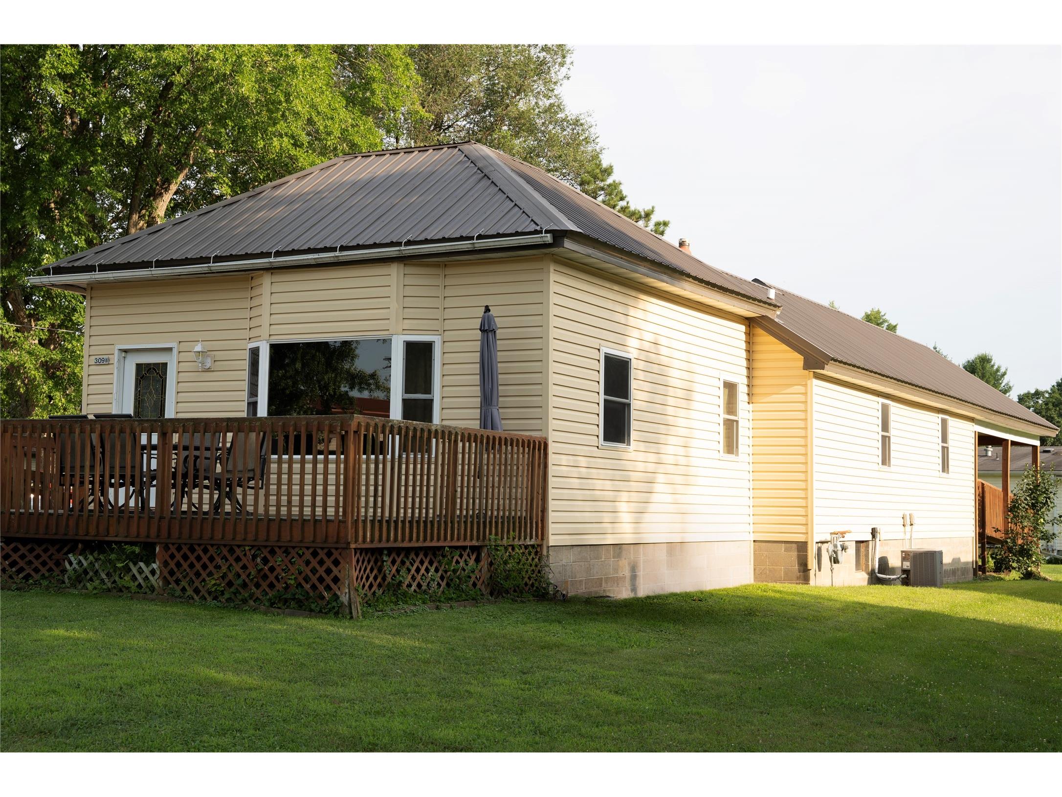309 W Fayette Street Readstown WI 54652 1603178 image17