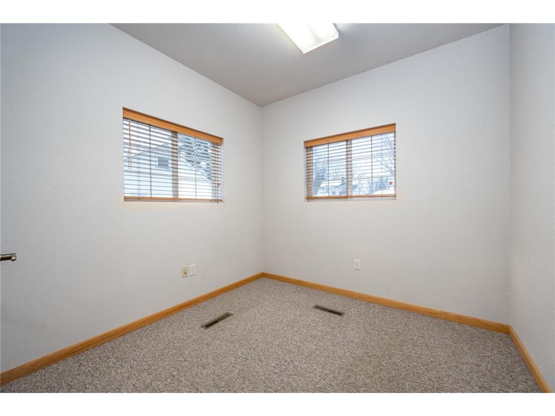 31 S 3rd Street Barron WI 54812 1598354 image14