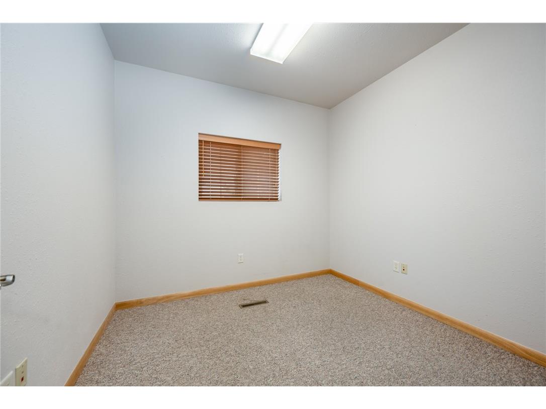 31 S 3rd Street Barron WI 54812 1598354 image15