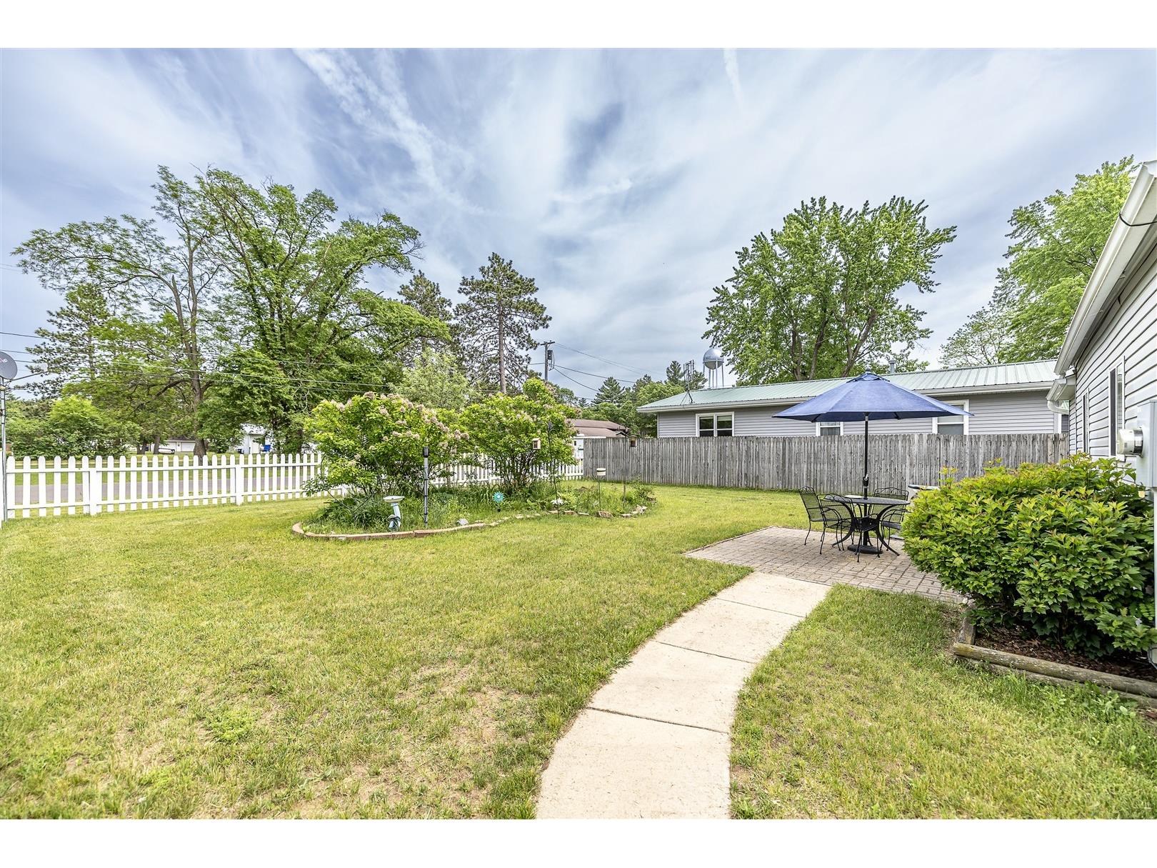 310 E 3rd Street Street Black River Falls WI 54615 1601671 image4