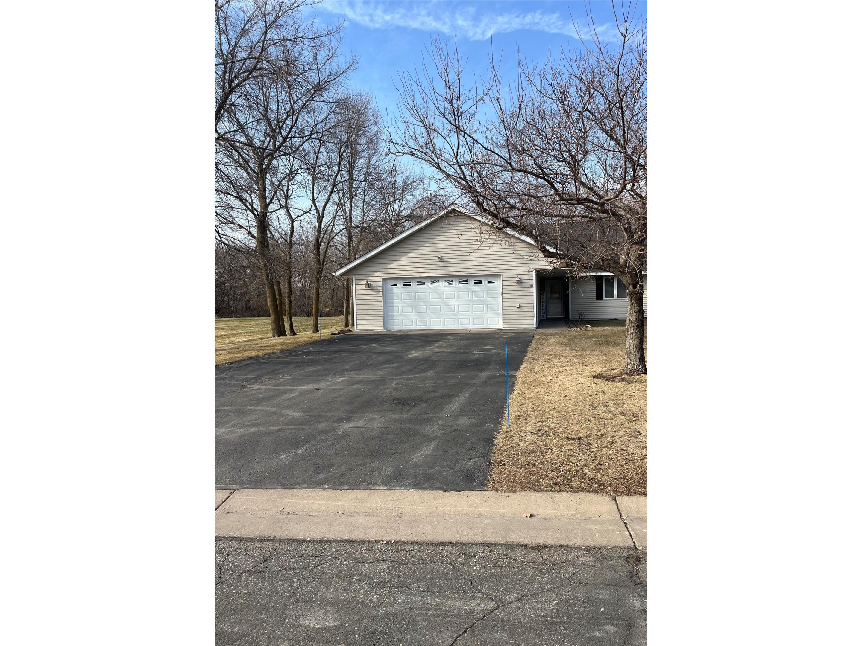 310 Willink Drive Baldwin WI 54002 1598360 image1