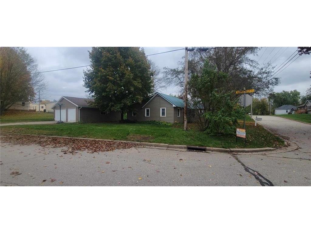 311 E Tamarac Street Black River Falls WI 54615 1577607 image1