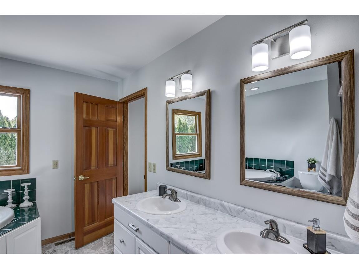 311 Glenwood Court Chippewa Falls WI 54729 1600990 image15