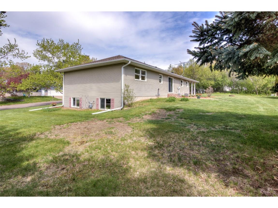 311 Glenwood Court Chippewa Falls WI 54729 1600990 image32