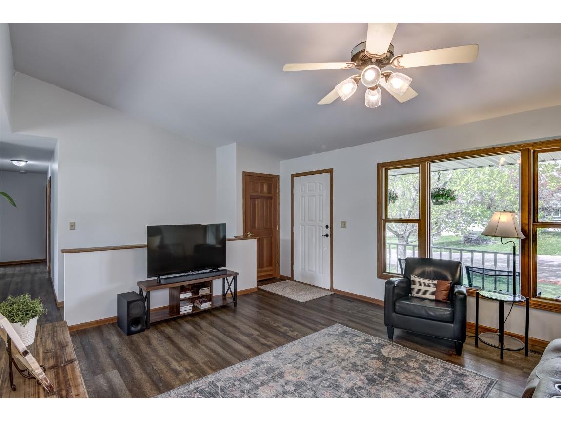 311 Glenwood Court Chippewa Falls WI 54729 1600990 image6