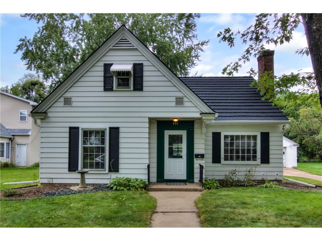 311 Margaret Street Eau Claire WI 54701 1595338 image1