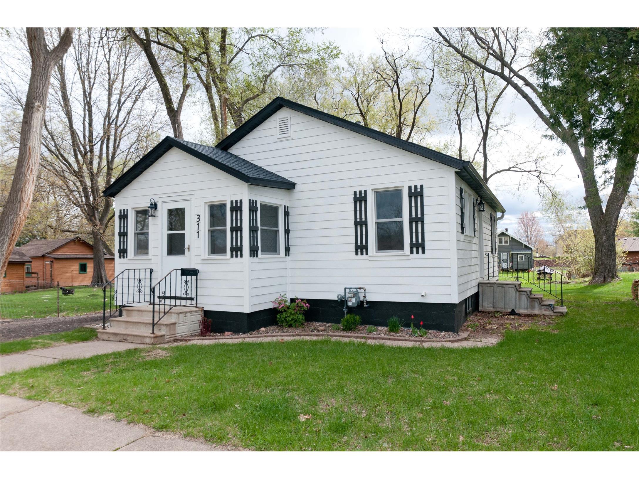 311 Noble Avenue Rice Lake WI 54868 1600606 image1