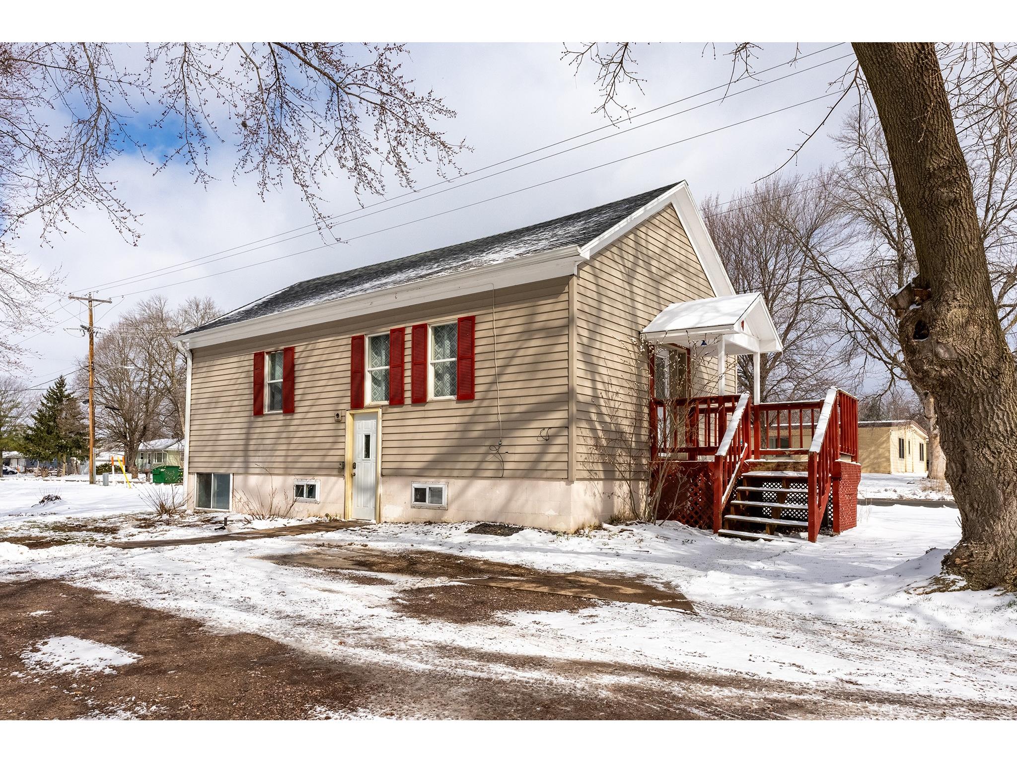 311 Water Street Augusta WI 54722 1600335 image28