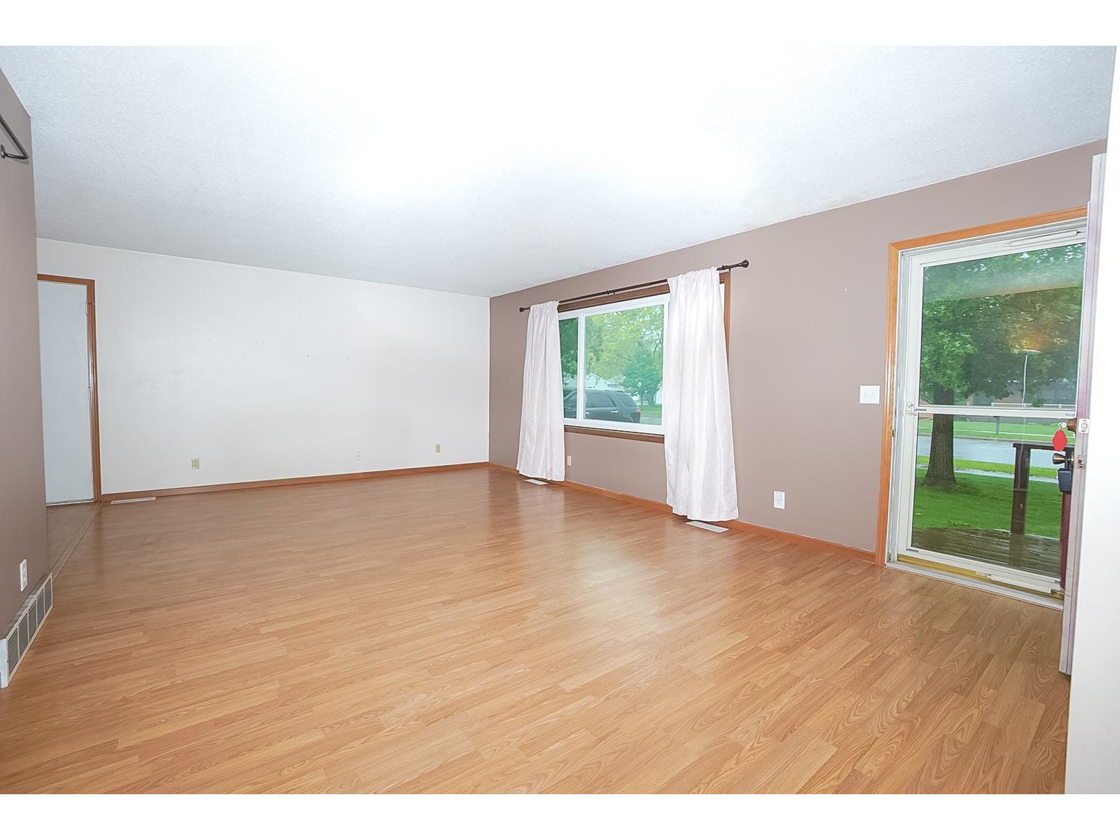 3114 Kilbourne Avenue Eau Claire WI 54703 1601194 image7