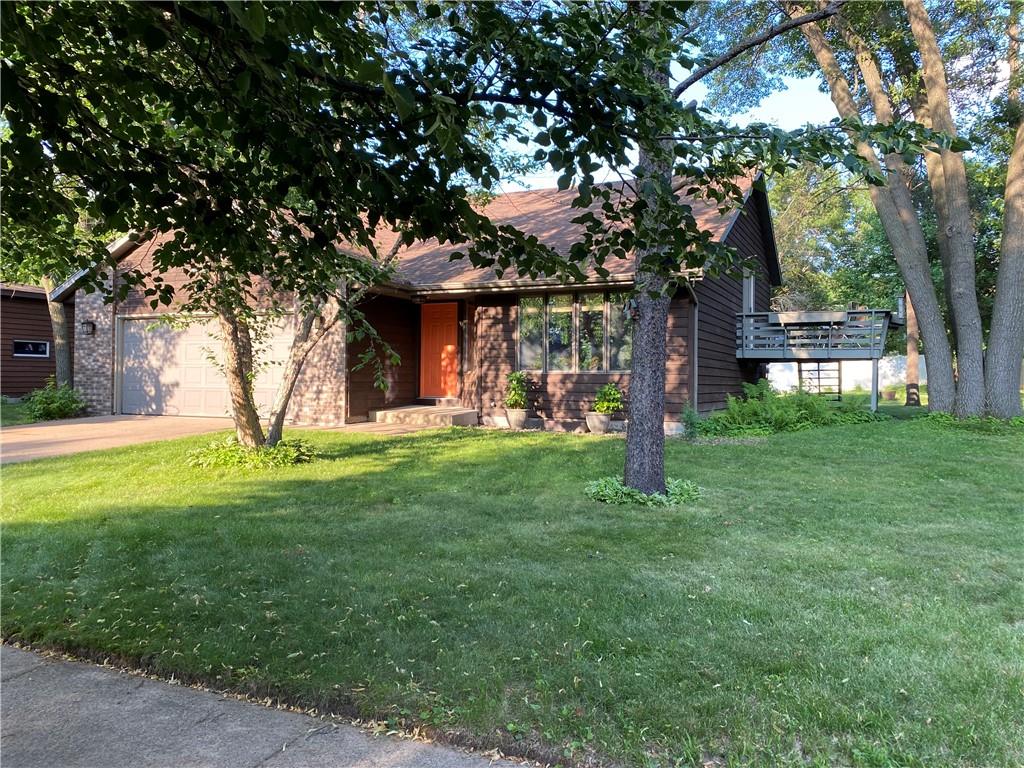 3119 Phoenix Avenue, Eau Claire, WI 54703 MLS 1566834 Edina Realty