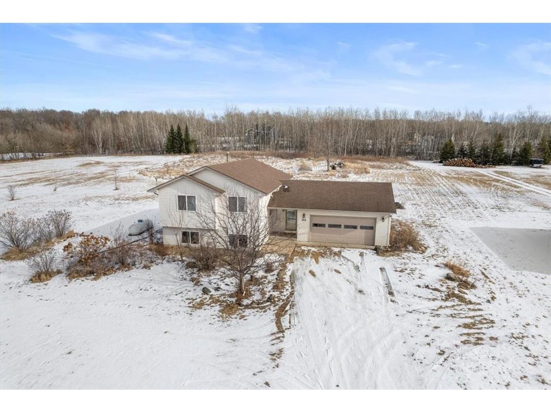 312 240th Street Osceola WI 54020 1588557 image1