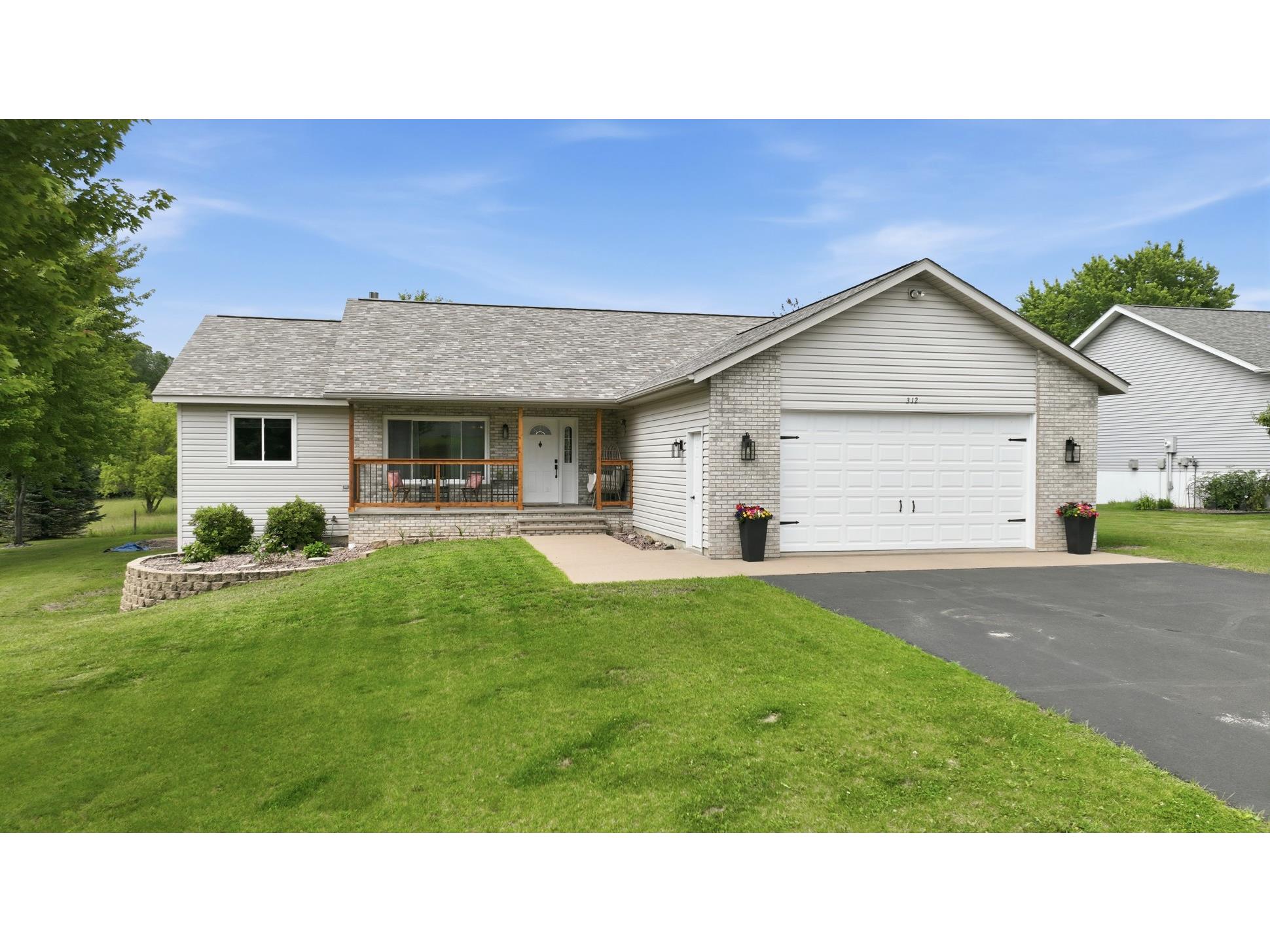 312 Country Lane Durand WI 54736 1602720 image1