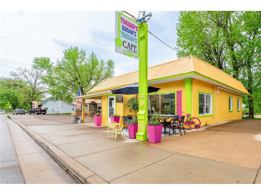 312 E Lincoln Street Augusta WI 54722 - Bridge 1591875 image2