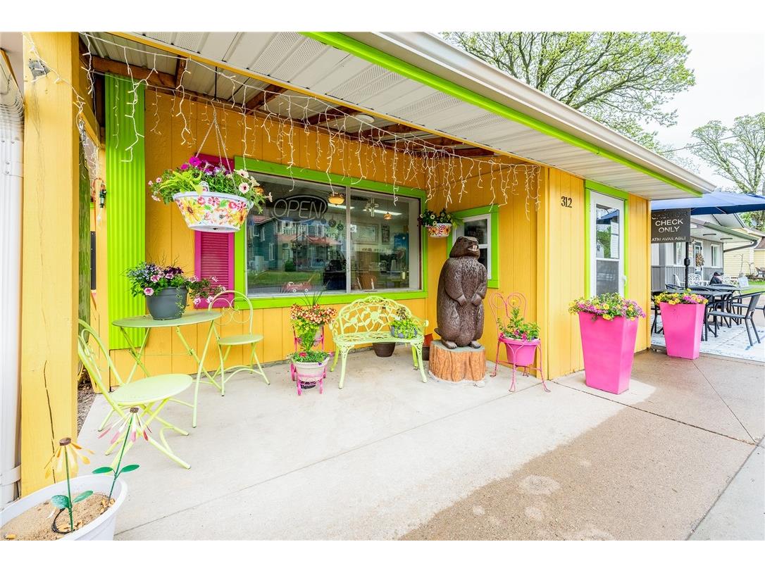 312 E Lincoln Street Augusta WI 54722 - Bridge 1591875 image3