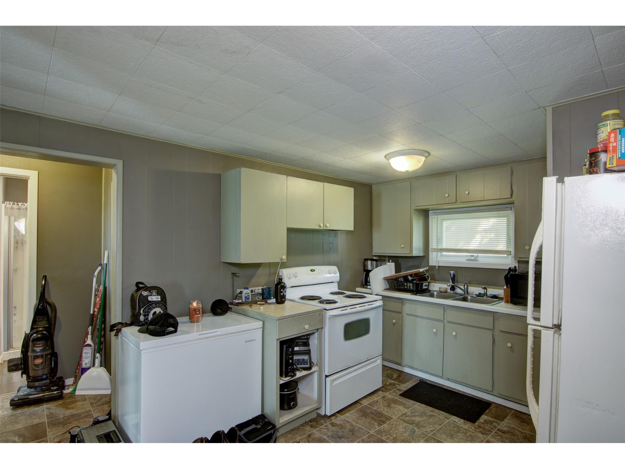 312 University Street #1&2 Elk Mound WI 54739 1601700 image22
