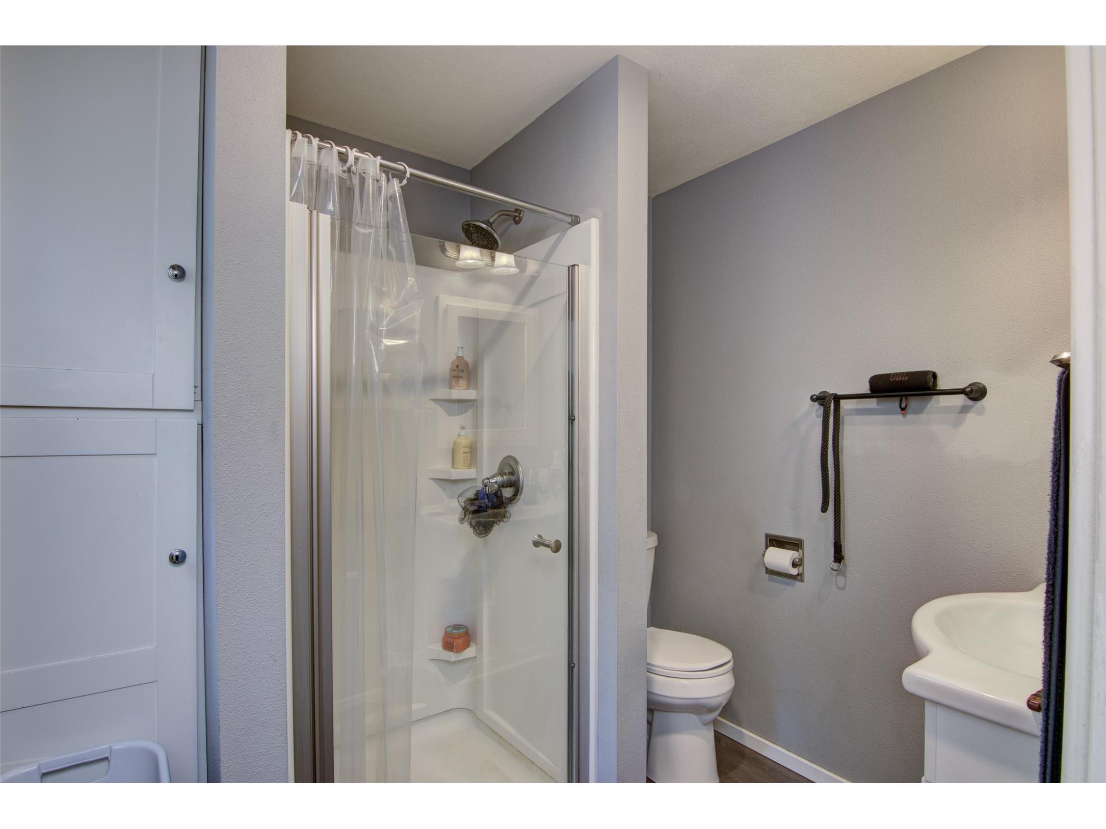 312 University Street #1&2 Elk Mound WI 54739 1601700 image24