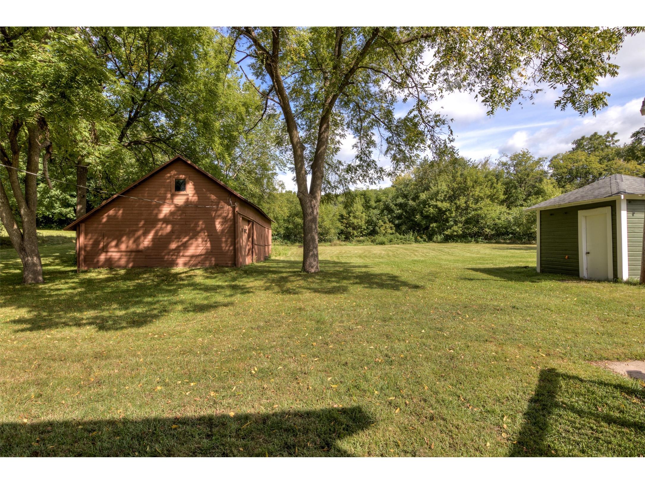312 University Street #1&2 Elk Mound WI 54739 1601700 image30