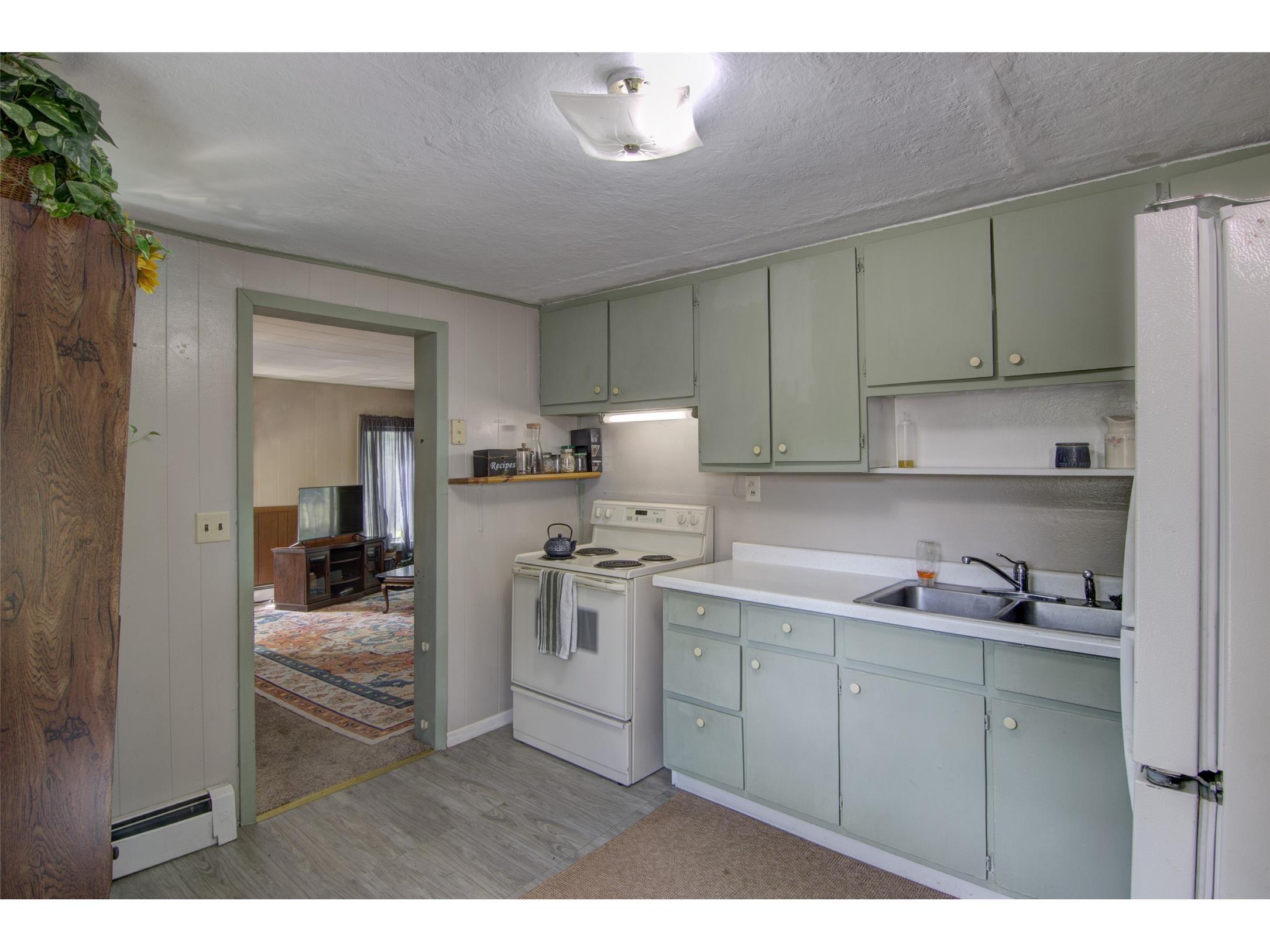 312 University Street #1&2 Elk Mound WI 54739 1601700 image5