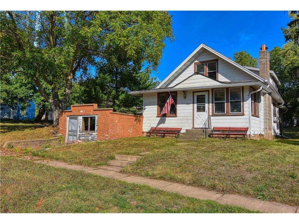 313 7th Avenue Shell Lake WI 54871 1576416 image1