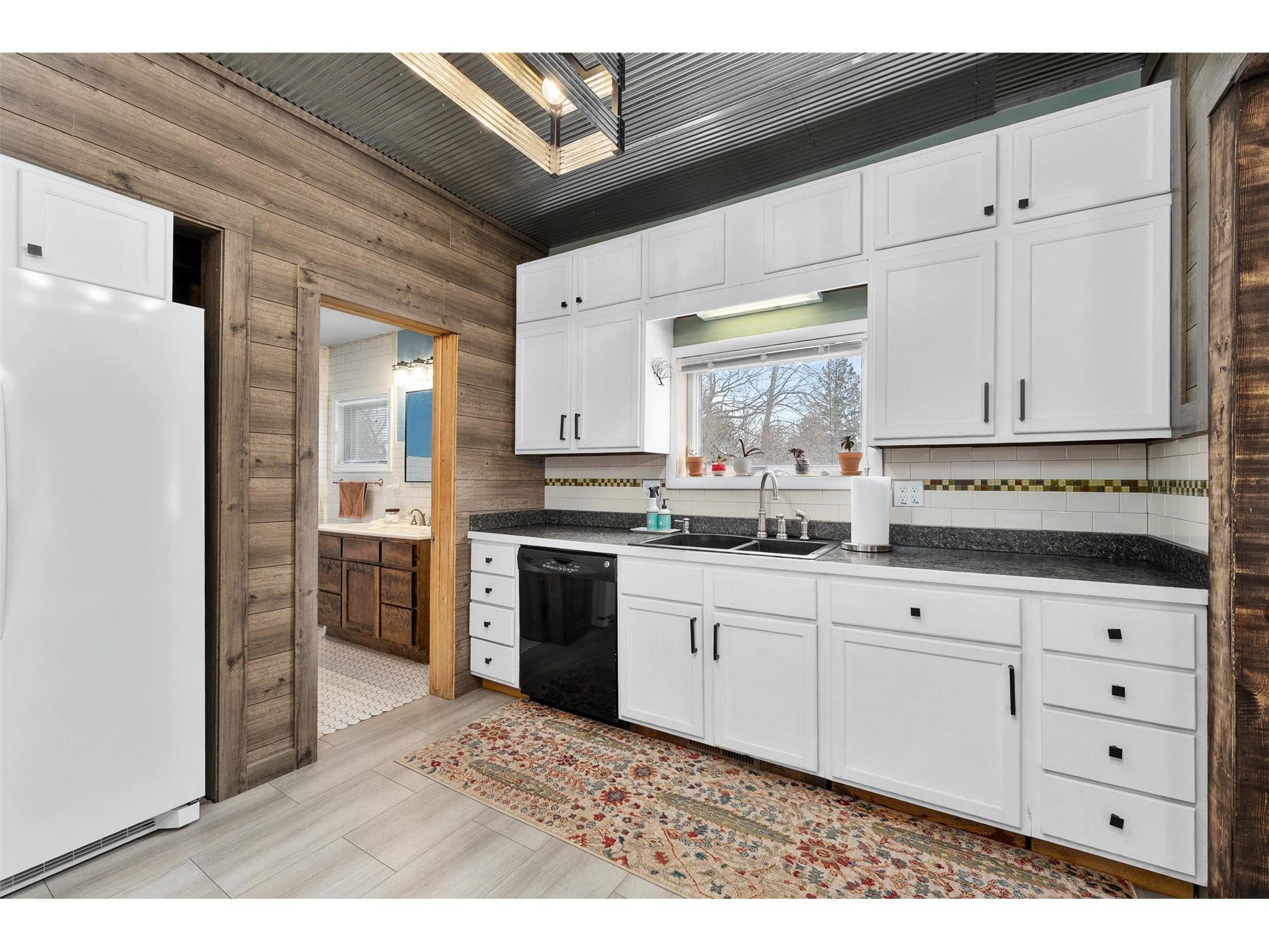 313 Lindoo Avenue E Ladysmith WI 54848 1599318 image16