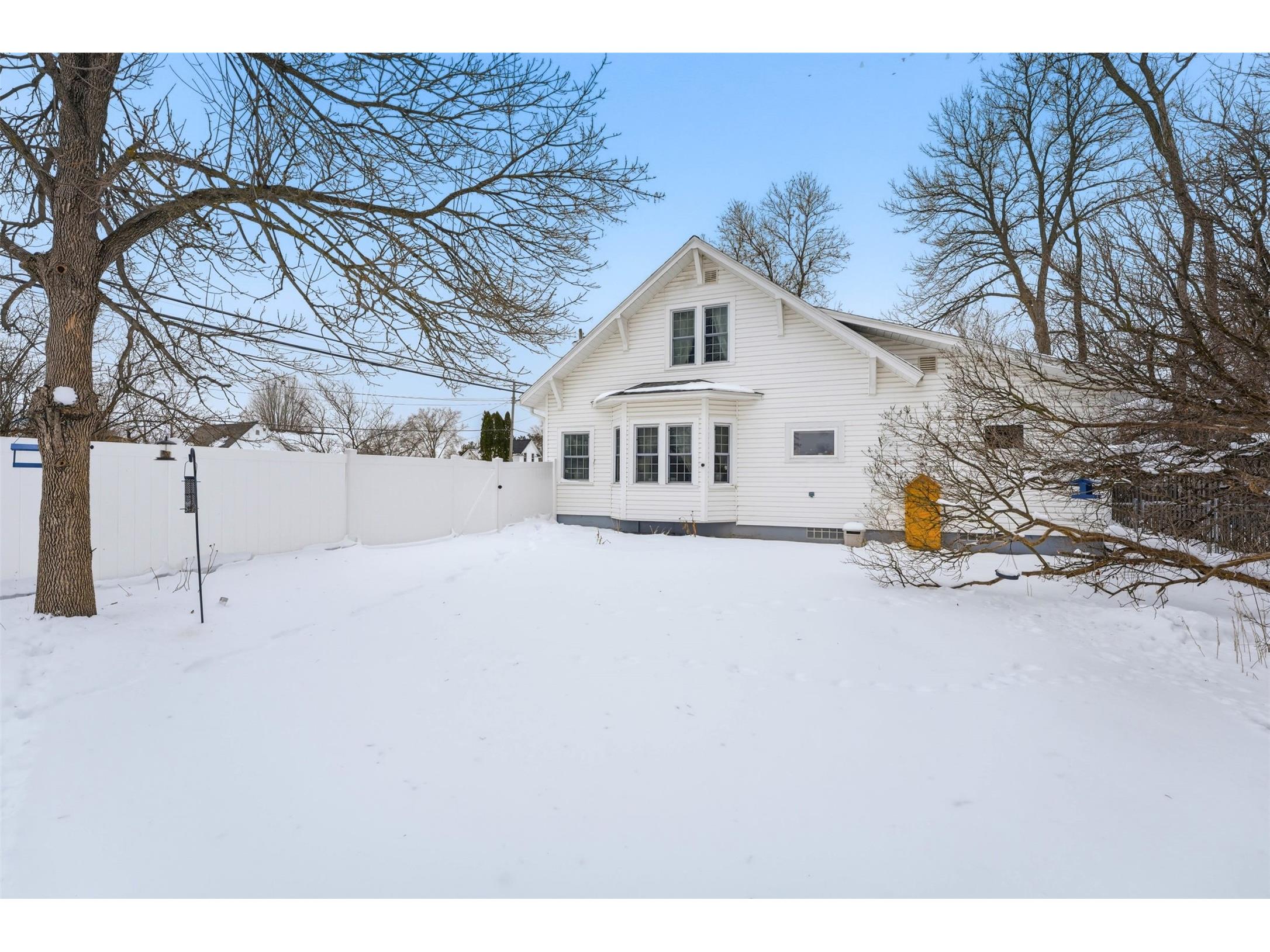 313 Lindoo Avenue E Ladysmith WI 54848 1599318 image35