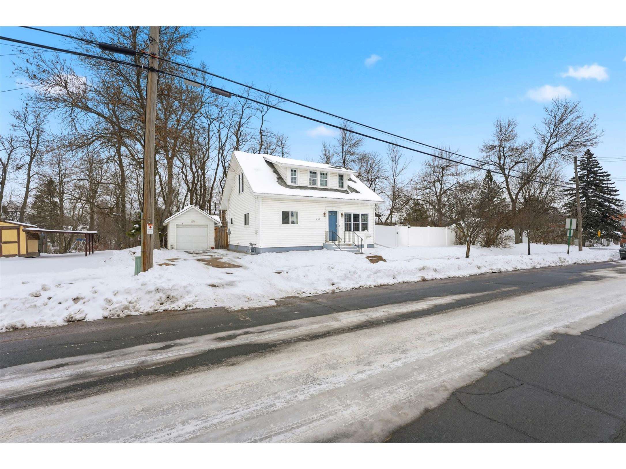 313 Lindoo Avenue E Ladysmith WI 54848 1599318 image37